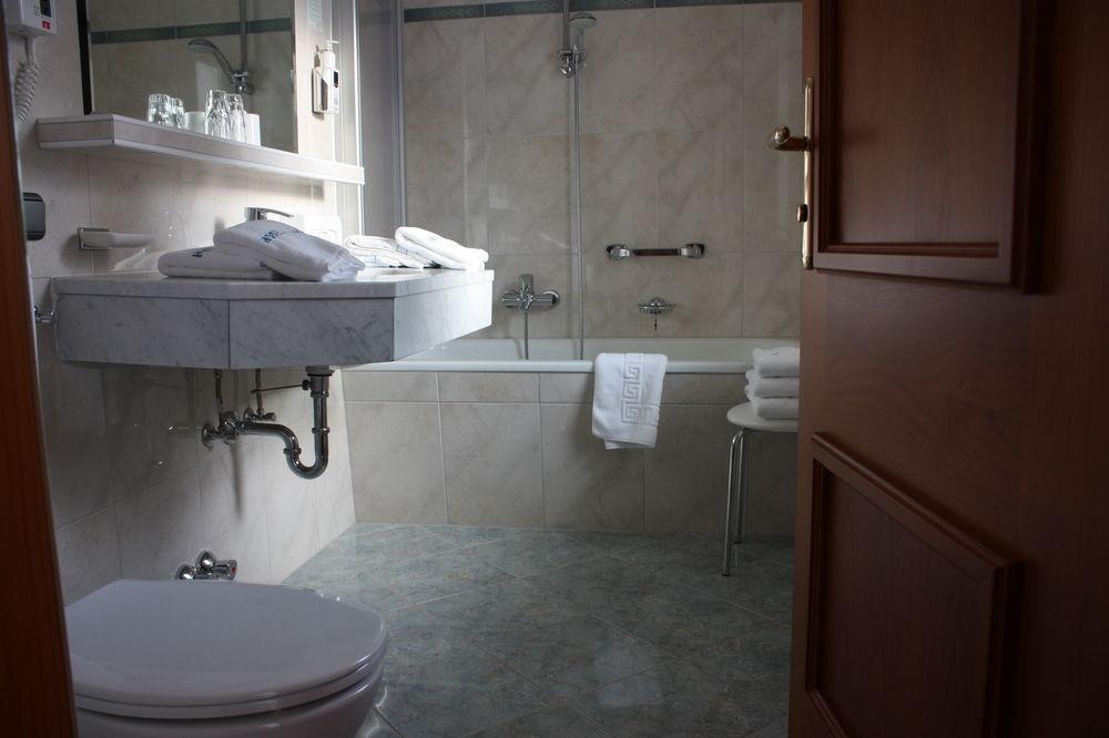 Hotel Tauernblick - Thermenhotels Gastein Бад Хофгащайн Екстериор снимка
