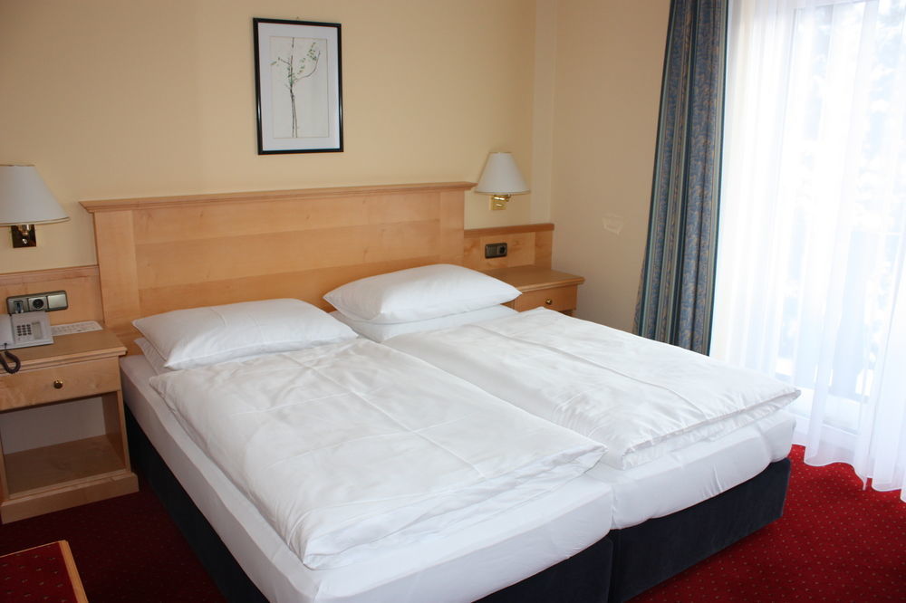 Hotel Tauernblick - Thermenhotels Gastein Бад Хофгащайн Екстериор снимка
